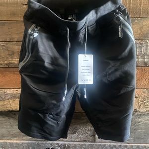 Faskunoie Men's Casual Shorts Elastic Workout Cotton Shorts with Zipper …